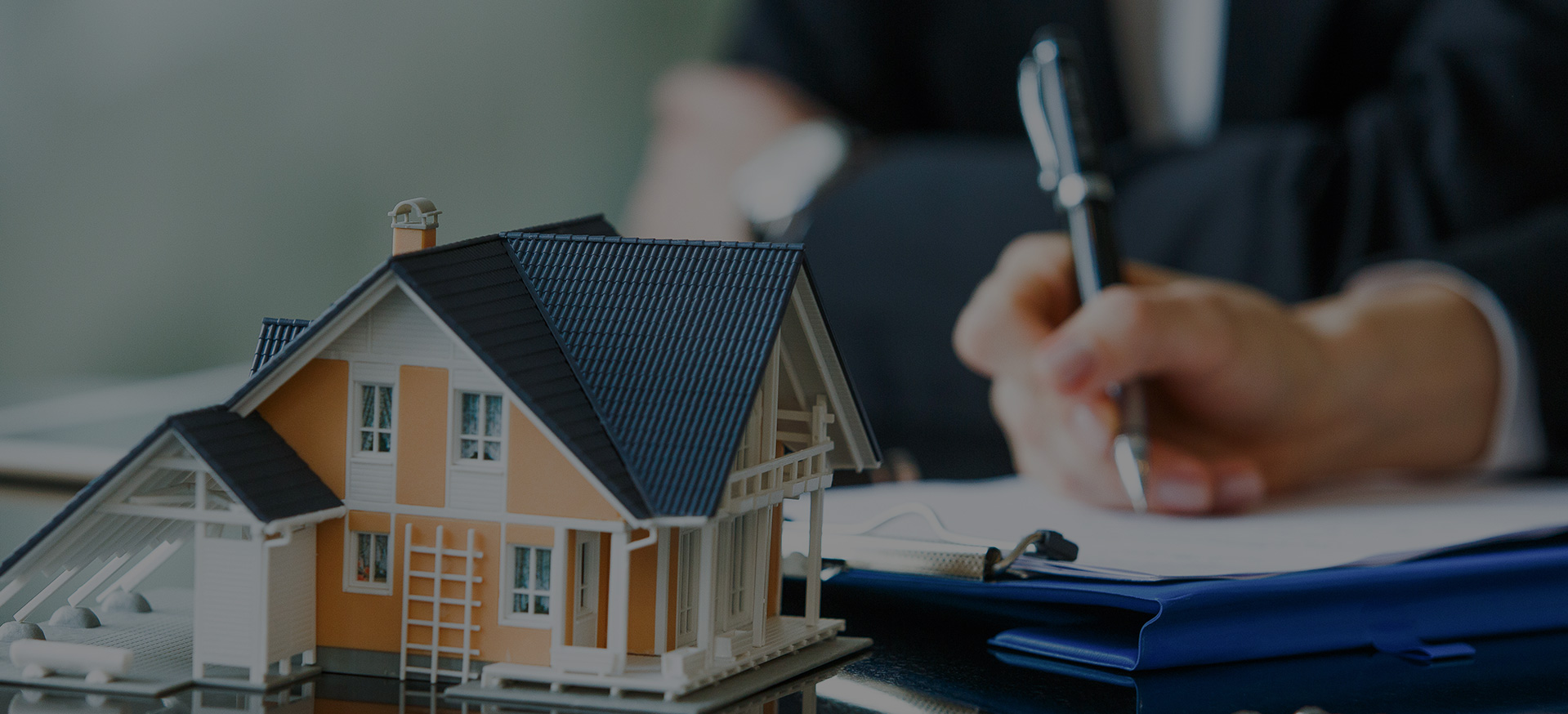 Взыскание ущерба со страховой компании в Боровске